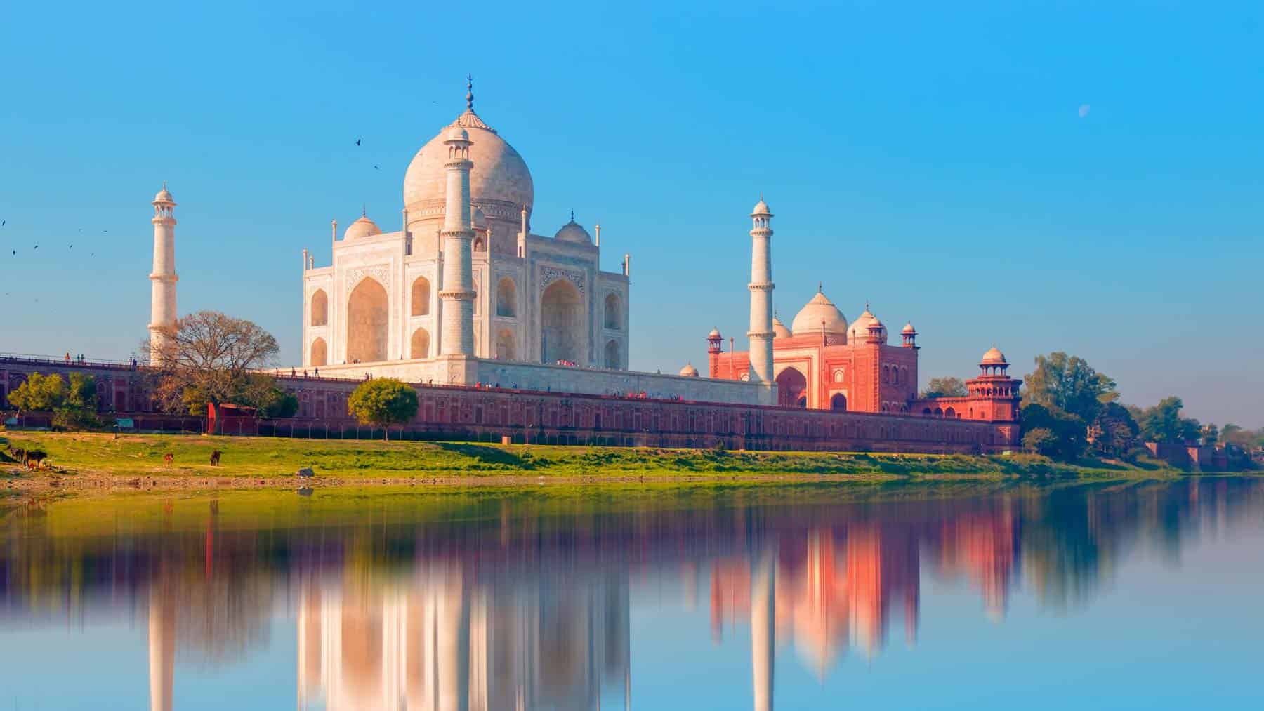 Taj Mahal.