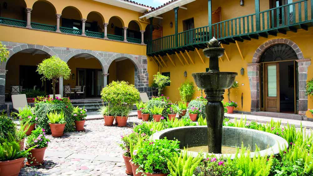 Monasterio, Peru. Monasterio, Peru.
