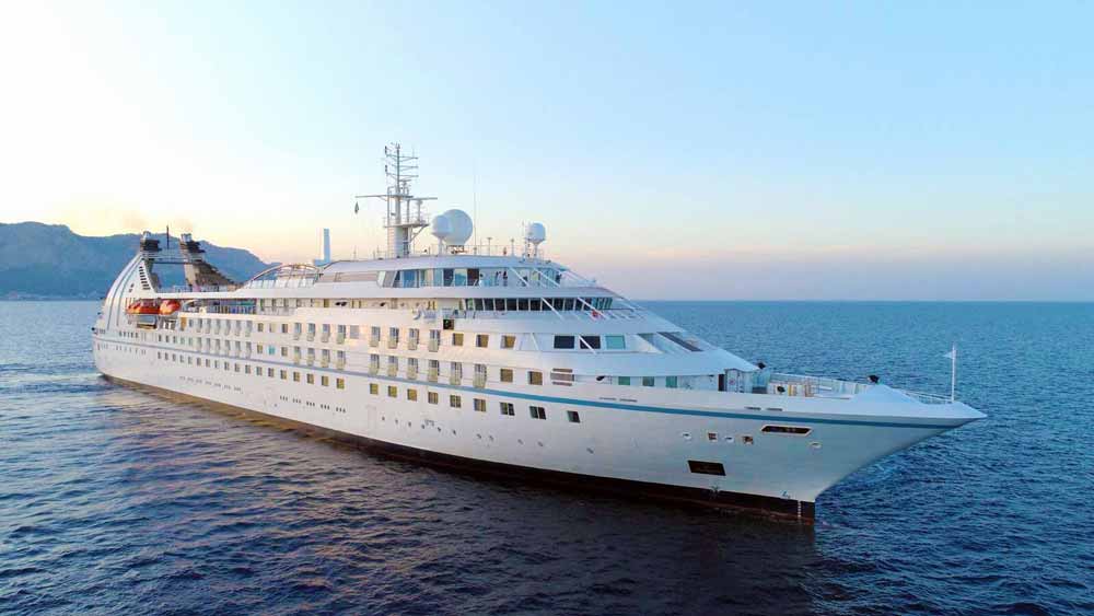 Star Breeze, Windstar Cruises. Star Breeze, Windstar Cruises.