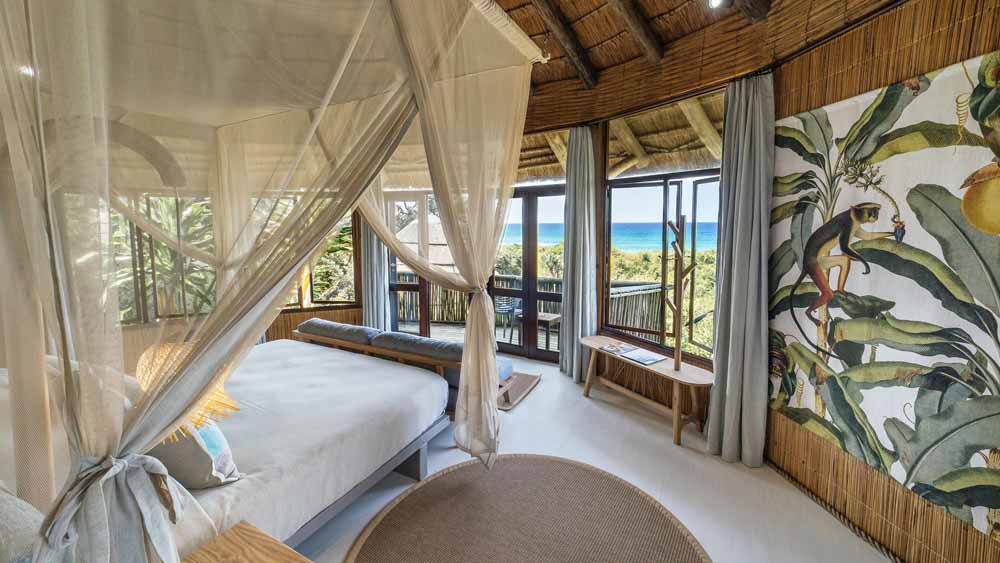 Thonga Beach Lodge. Thonga Beach Lodge.