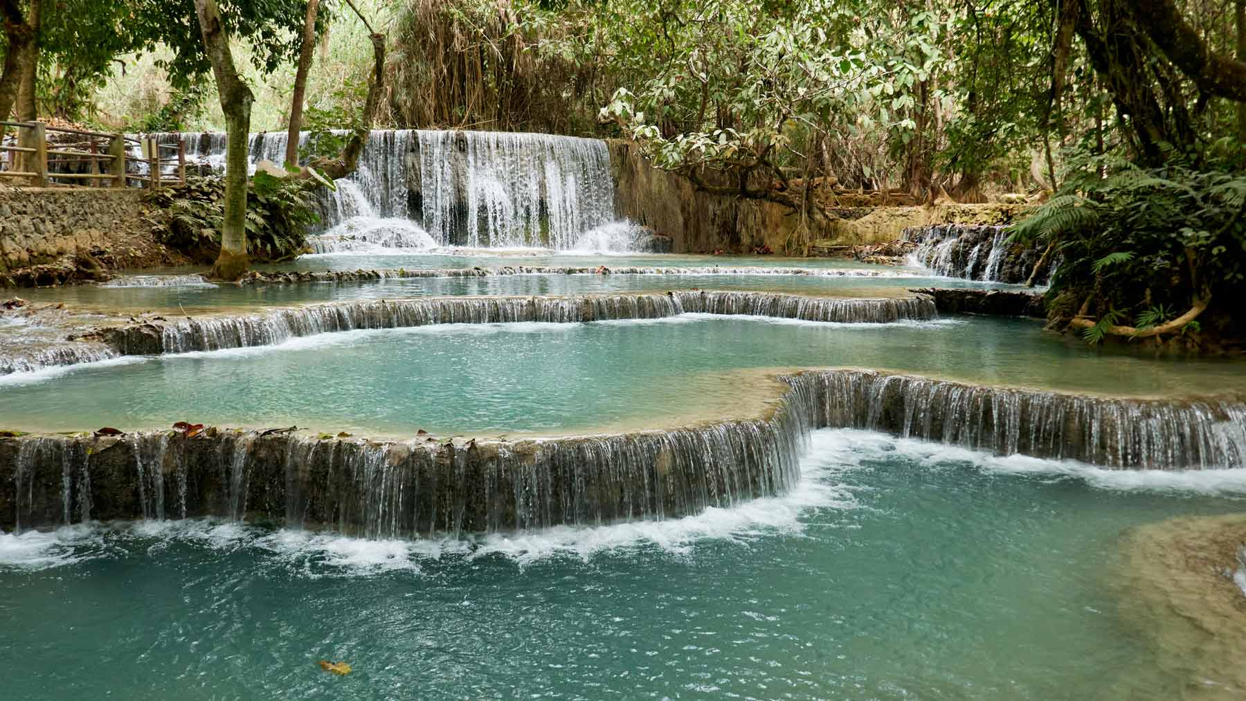 Kuang Si Waterfall i Laos.