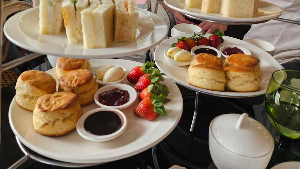 Afternoon tea på Cameron Highlands Resort. Afternoon tea på Cameron Highlands Resort.